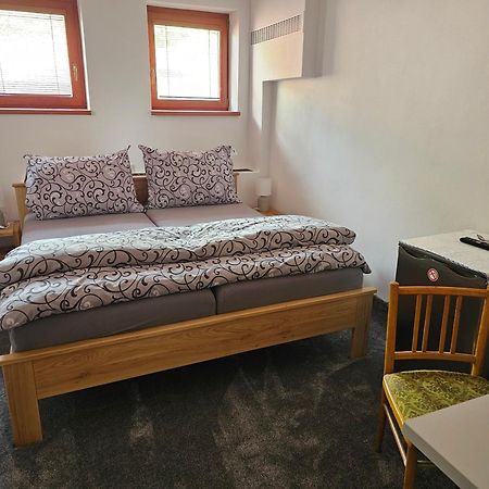 Hotel Koruna Rožnov pod Radhoštěm Екстериор снимка