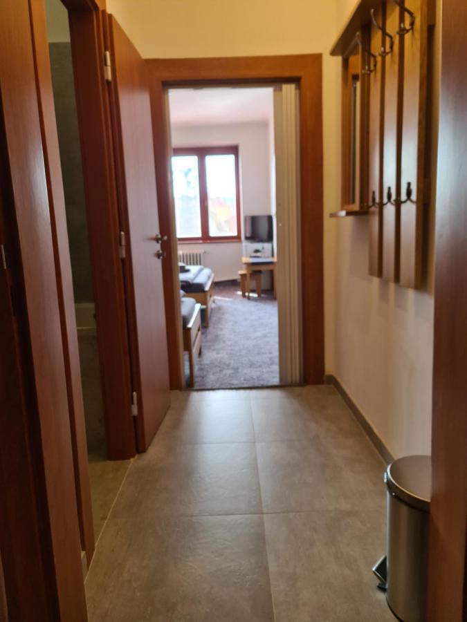 Hotel Koruna Rožnov pod Radhoštěm Екстериор снимка
