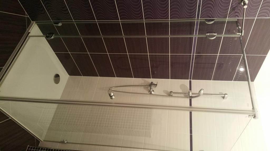 Hotel Koruna Rožnov pod Radhoštěm Екстериор снимка
