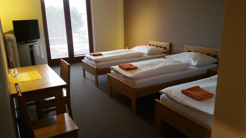 Hotel Koruna Rožnov pod Radhoštěm Стая снимка