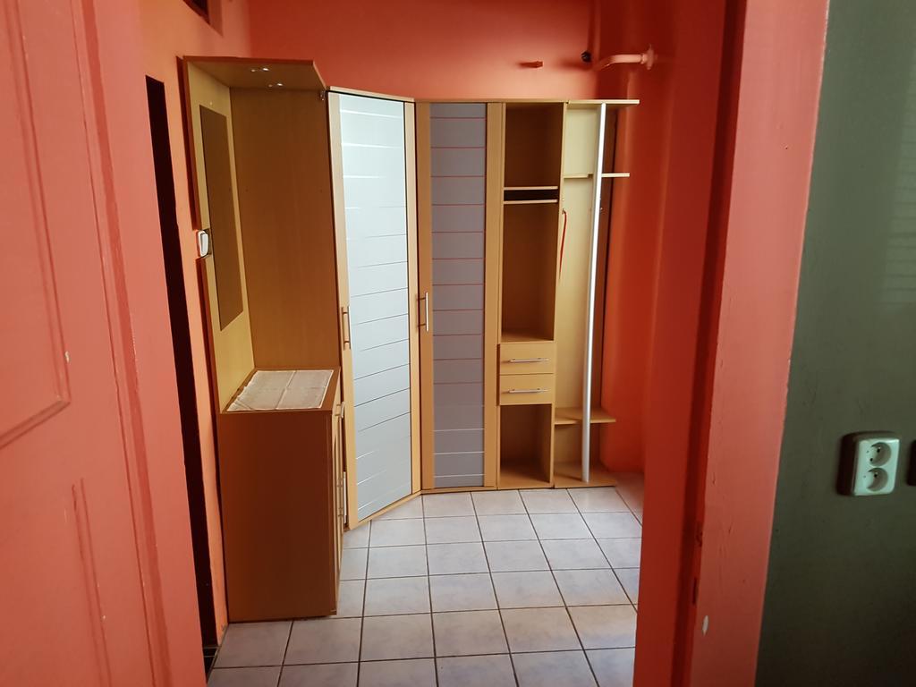 Hotel Koruna Rožnov pod Radhoštěm Екстериор снимка